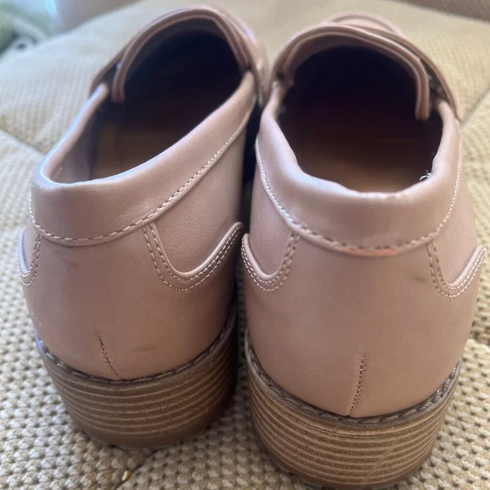 Women’s Time And Tru Memory Foam Platform Penny Loafers Tan Nude‎ Size 11